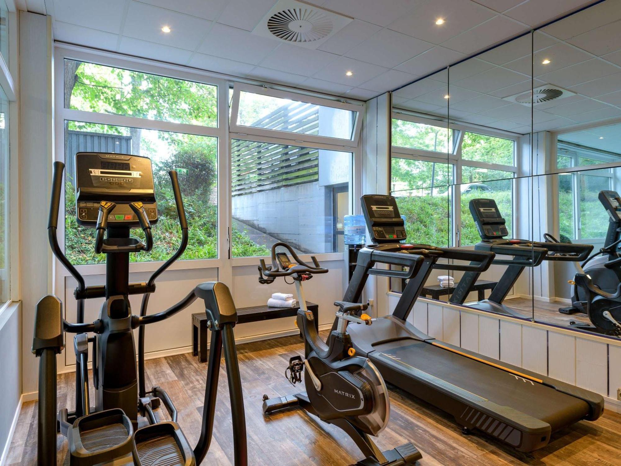 Mercure Hotel Koeln West Εξωτερικό φωτογραφία