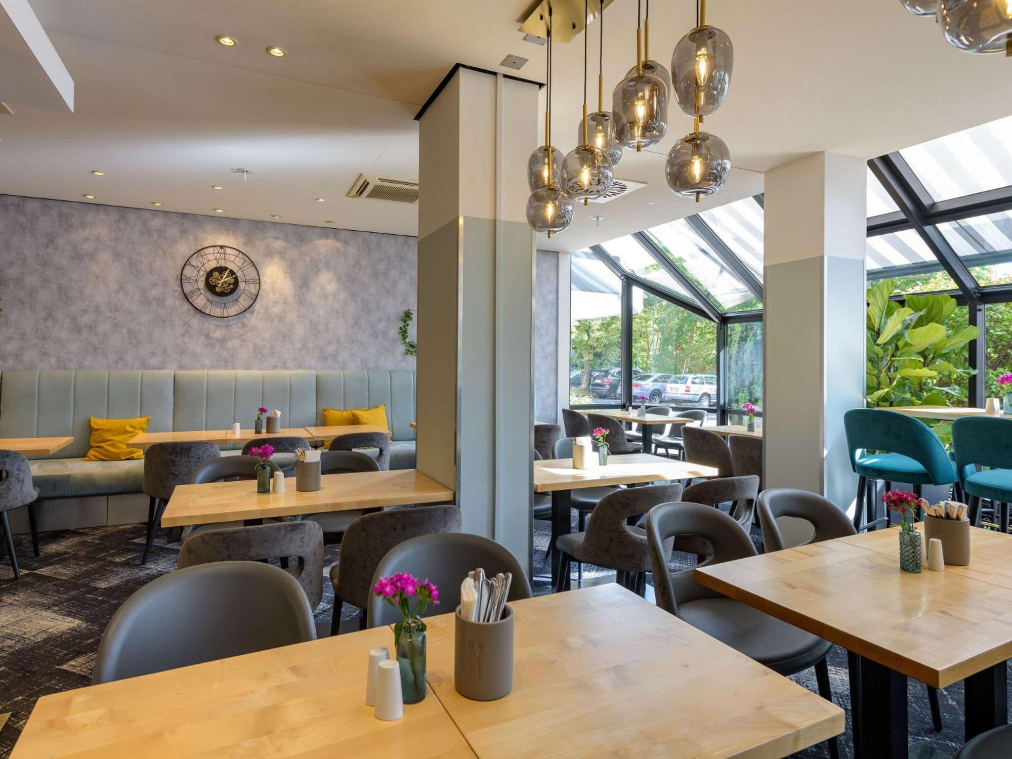 Mercure Hotel Koeln West Εξωτερικό φωτογραφία
